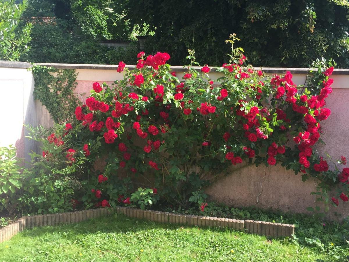 Rose Garden Studio 吉维尼 外观 照片
